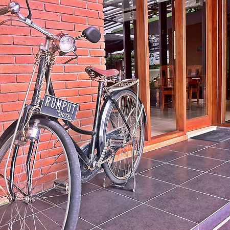 Hotel Rumput Resort & Resto Maguwo Exterior photo