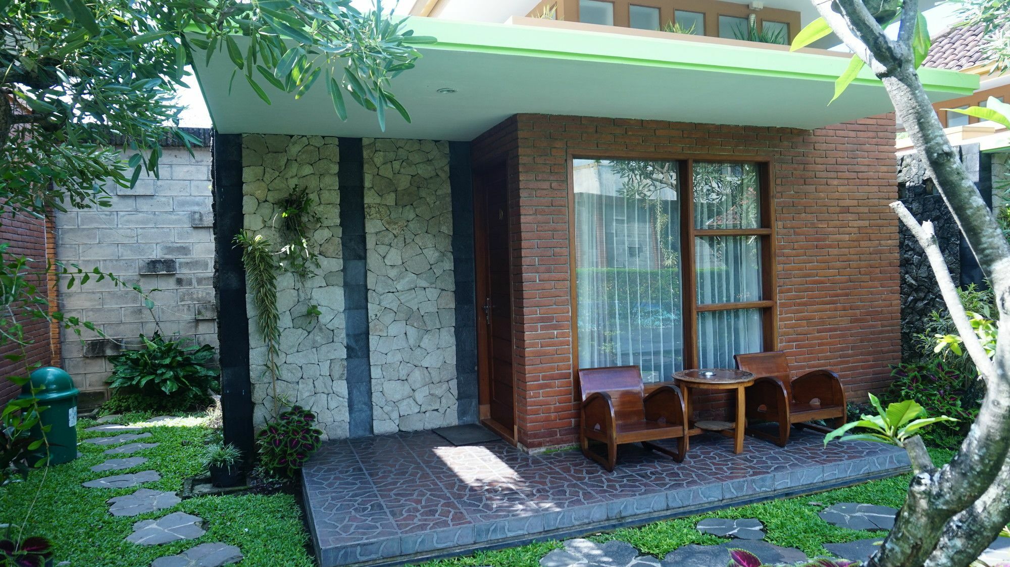 Hotel Rumput Resort & Resto Maguwo Exterior photo
